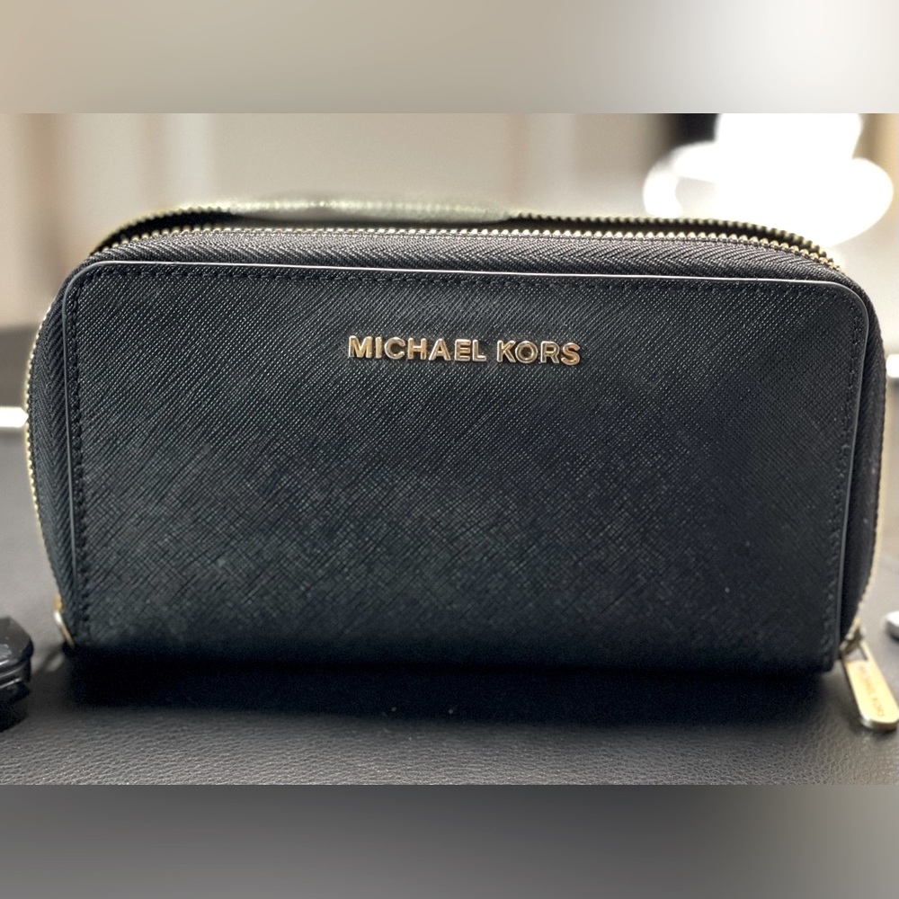 Authentic Michael Kors leather wallet.